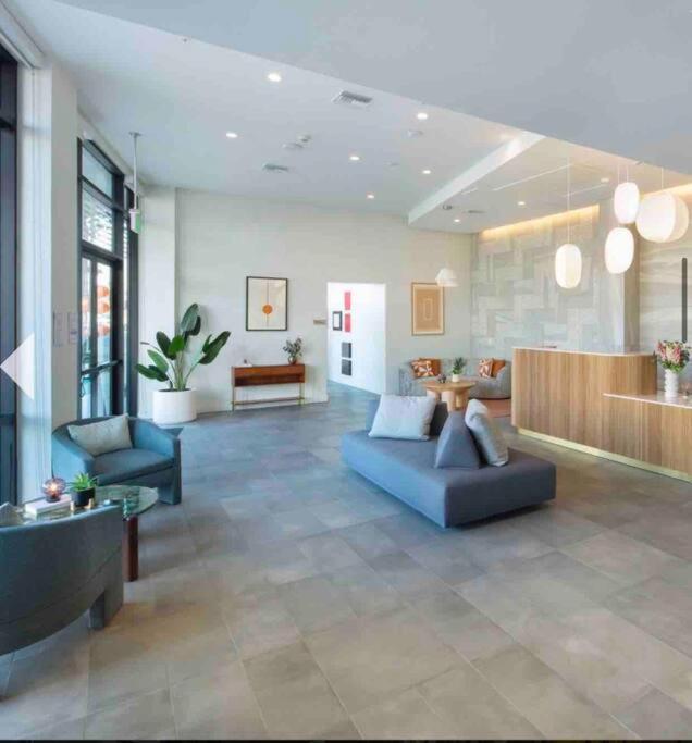 Ferienwohnung Relax On Wilshire With A View Los Angeles Exterior foto